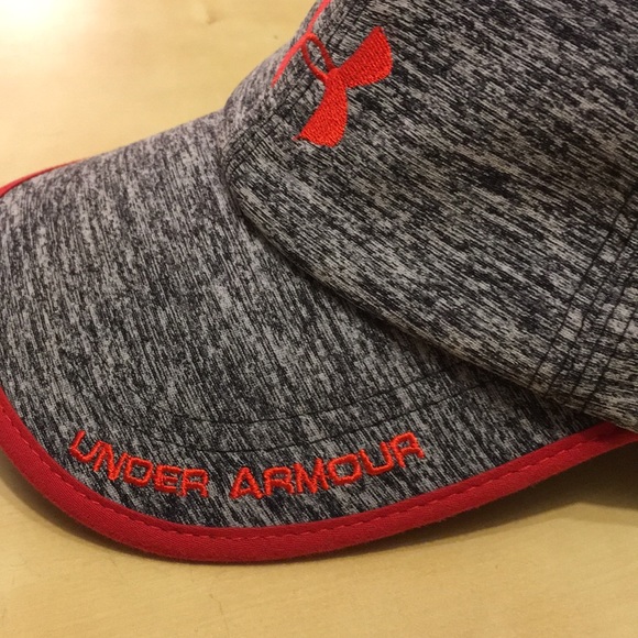 Under Armour Compression Cap - Picture 6 of 11